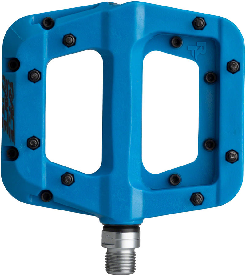 Load image into Gallery viewer, Race Face Chester Composite Platform Pedal: 9/16 Blue