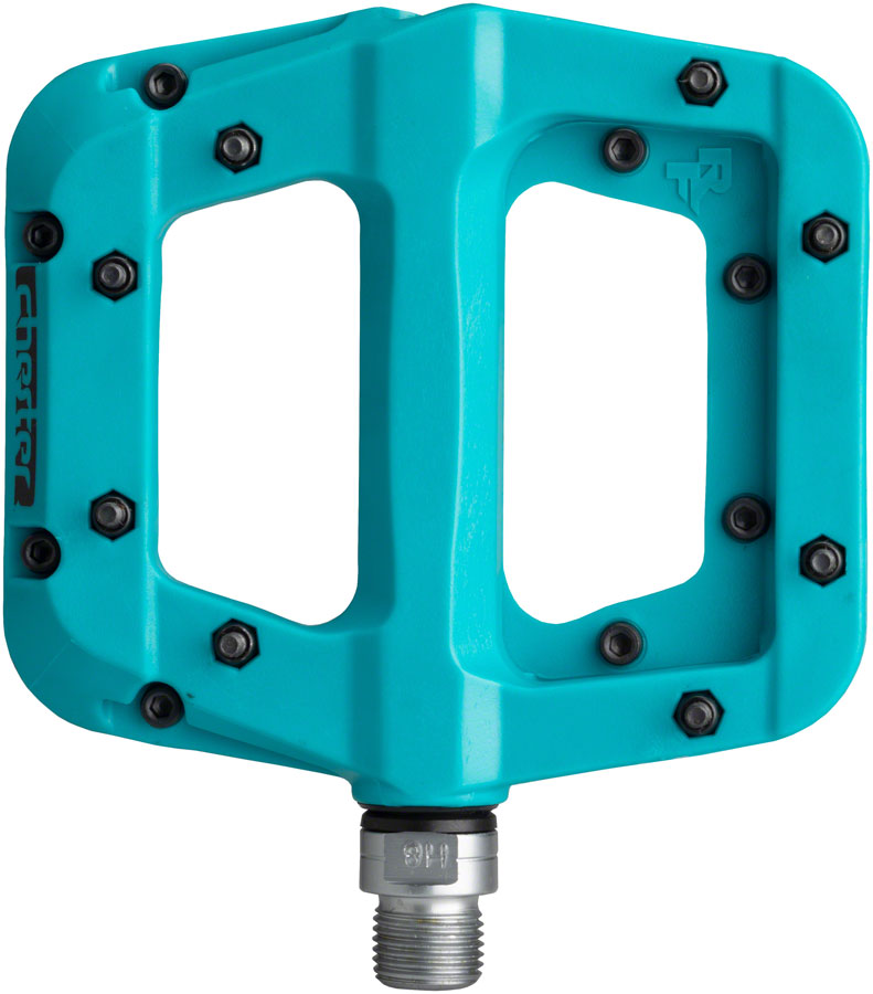 Load image into Gallery viewer, Race Face Chester Composite Platform Pedal: 9/16 Turquoise