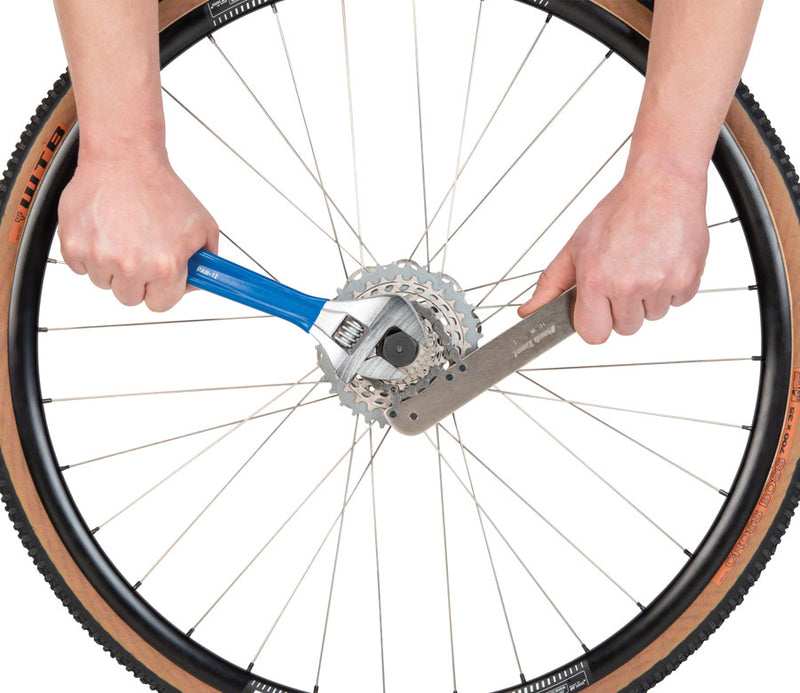 Load image into Gallery viewer, Park Tool 15mm Pedal Wrench + Chain Whip, HCW-16.3