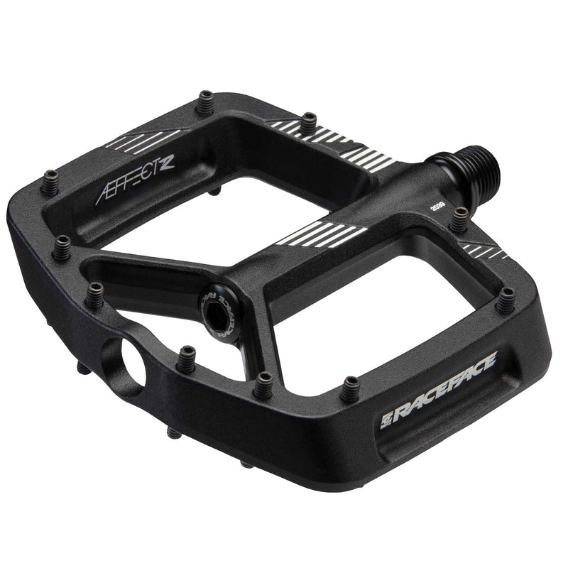 Load image into Gallery viewer, Race Face Aeffect Platform Pedals, Black
