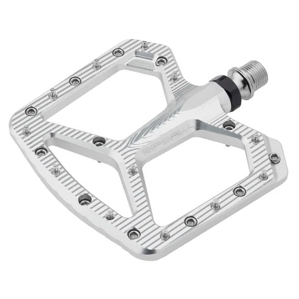 Load image into Gallery viewer, Wolf Tooth Components Ripsaw Platform Pedal - Raw Silver
