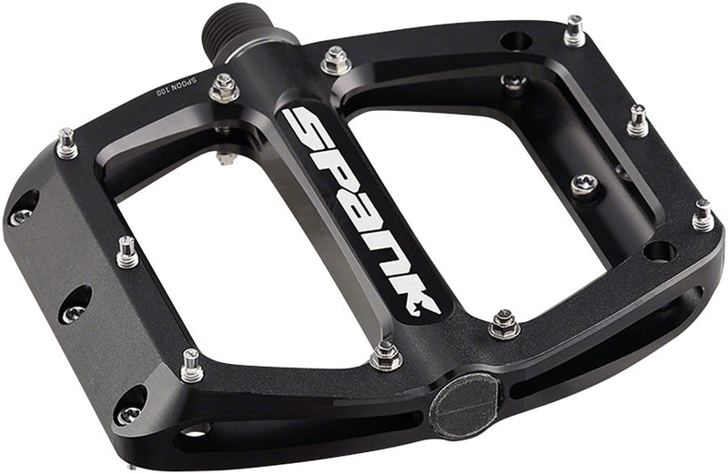 Load image into Gallery viewer, Spank Spoon 90 Pedals - Platform, Aluminum, 9/16&quot;, 90mm Wide, Black
